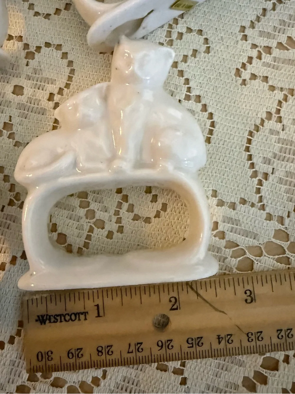 Vintage Ceramic White Cat Nakin Ring Holders